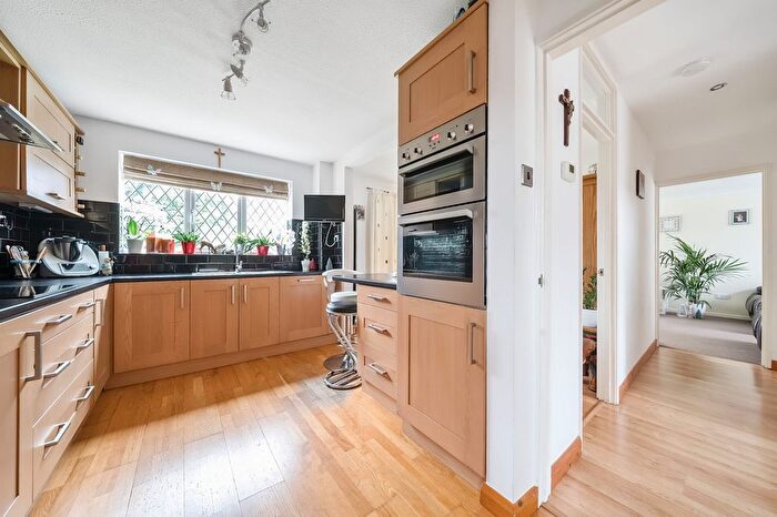 4 Bedroom Detached House For Sale In Sunningdale Gardens, North Bersted, Bognor Regis, PO22