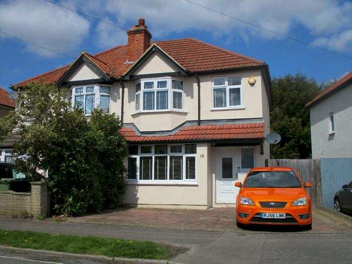 3 Bedroom Semi-Detached House To Rent In Poulton Avenue, Sutton, Surrey, SM1