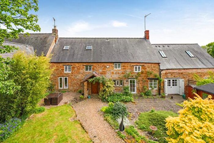 5 Bedroom Semi-Detached House For Sale In Frog Lane, Upper Boddington, Daventry, NN11