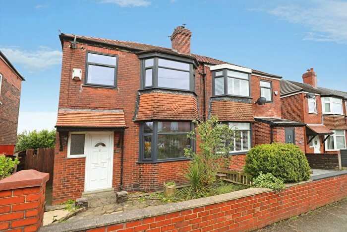 3 Bedroom Semi Detached House For Sale In Tottington Road, Bury, BL8