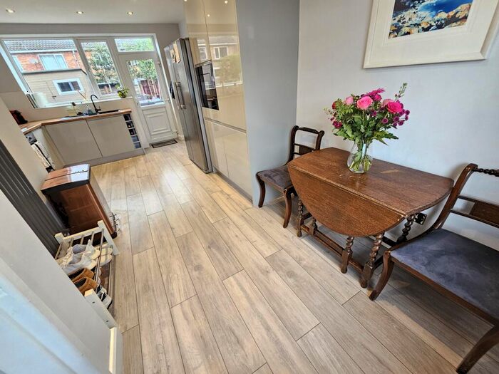 3 Bedroom Terraced House For Sale In Wythenshawe Road, Manchester, M23