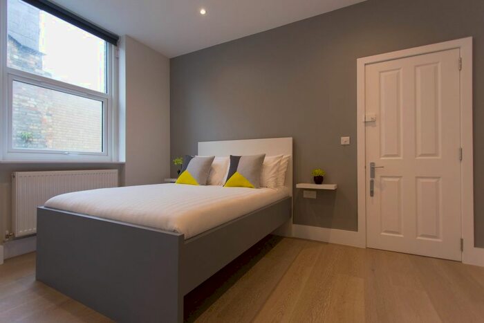 Studio To Rent In Hornsey Road, London, N7