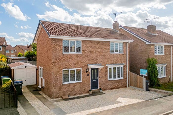 3 Bedroom Detached House For Sale In Rowan Close, Thorpe Willoughby, Selby, YO8