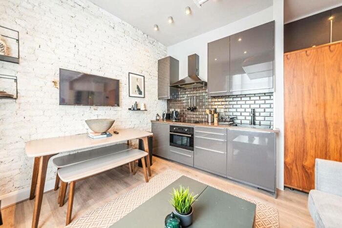 Studio To Rent In Oakley Square, Mornington Crescent, London, NW1