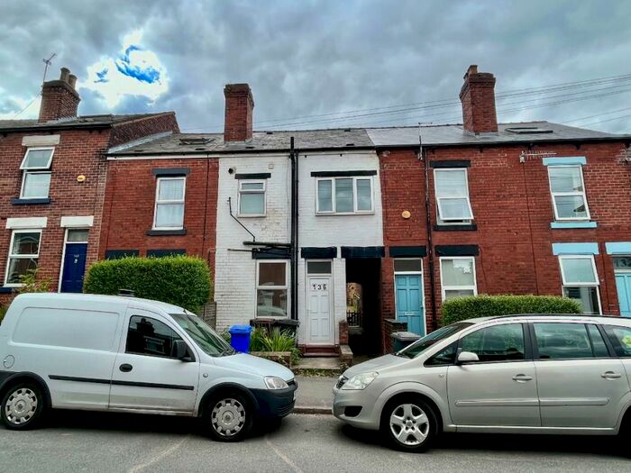 3 Bedroom Terraced House To Rent In Valley Road, Sheffield, S8
