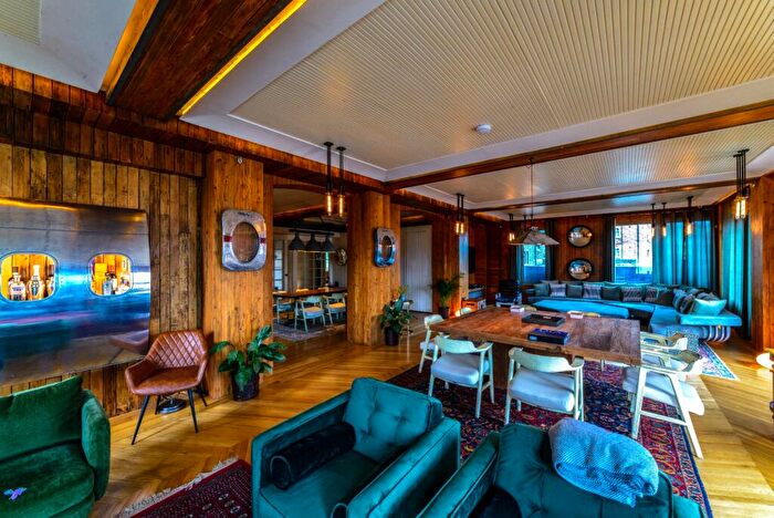 3 Bedroom Apartment To Rent In Chappell Loft, Belmont Street, NW1