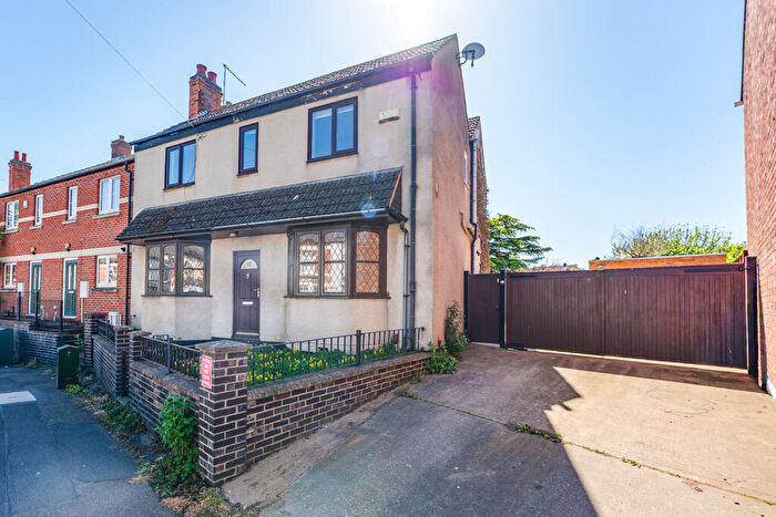 4 Bedroom Detached House For Sale In Station Road, Burton Latimer, NN15