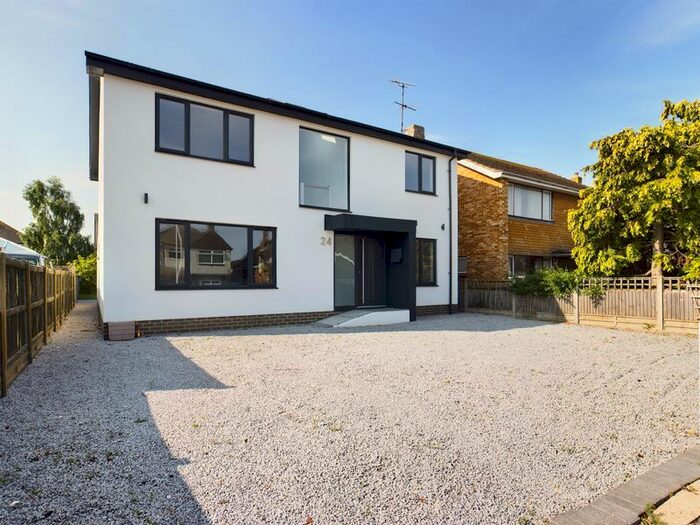 4 Bedroom Detached House To Rent In , Cherry Orchard, Chestfield, Kent, CT5