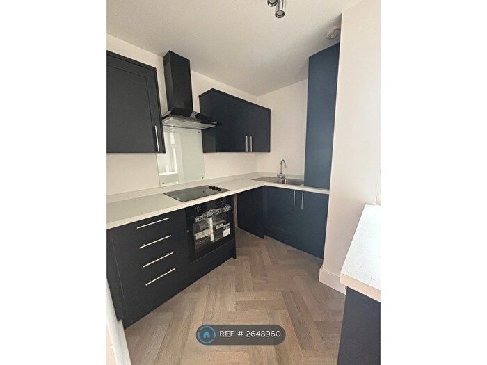 2 Bedroom Flat To Rent In Sidney Street, Folkestone, CT19