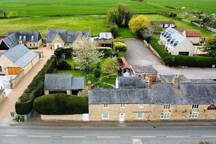 4 Bedroom Cottage For Sale In St. Pegas Road, Peakirk, Peterborough, PE6