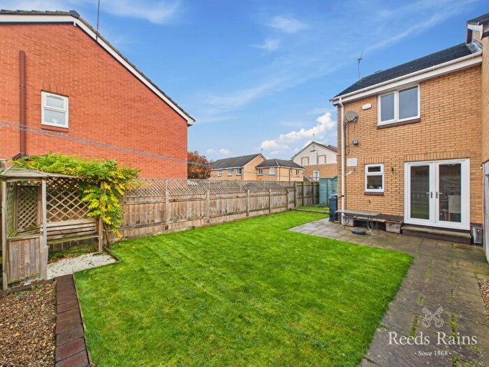 2 Bedroom End Of Terrace House For Sale In Mallyan Close, Hull, East Riding Of Yorkshire, HU8