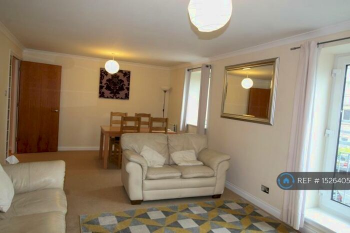 2 Bedroom Flat To Rent In Pilrig Heights, Edinburgh, EH6