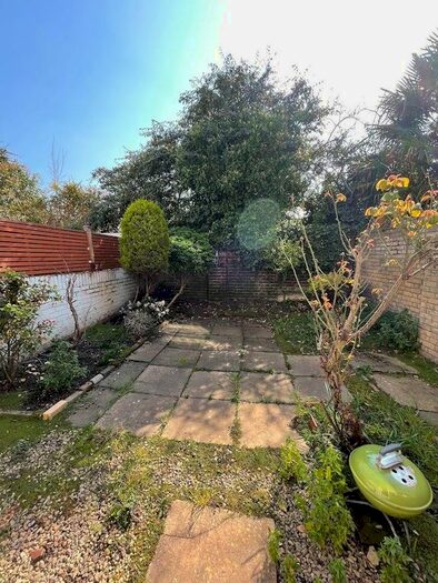 1 Bedroom Flat To Rent In St. Dunstans Road, London, W6