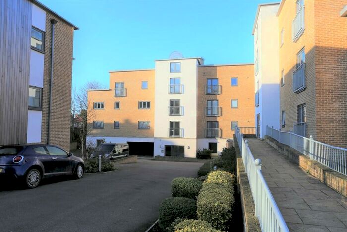 2 Bedroom Apartment To Rent In Tower Road, Felixstowe, Suffolk, IP11