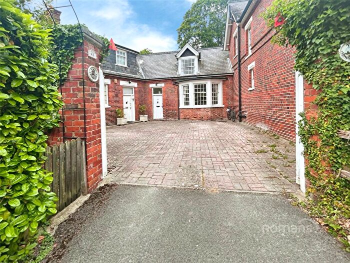 1 Bedroom Coach House To Rent In St. Peters Avenue, Caversham, Reading, RG4