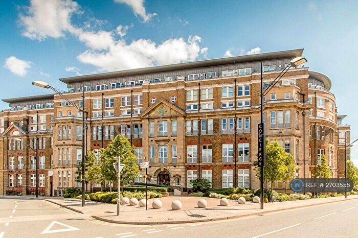 2 Bedroom Flat To Rent In Cadogan Road, London, SE18