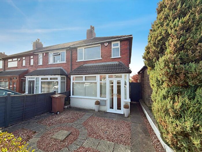 2 Bedroom Semi Detached House To Rent In Howard Crescent, Stoke-on-Trent, Staffordshire, ST1