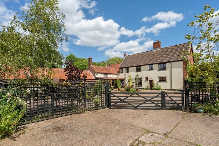 6 Bedroom Farm House For Sale In Westhall, Halesworth, IP19