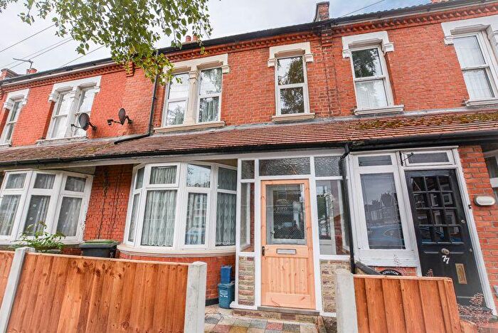 3 Bedroom Terraced House To Rent In Oban Road, Southend-On-Sea, SS2