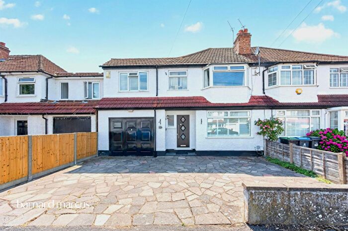 4 Bedroom Semi-Detached House For Sale In Ravenswood Avenue, Surbiton, KT6