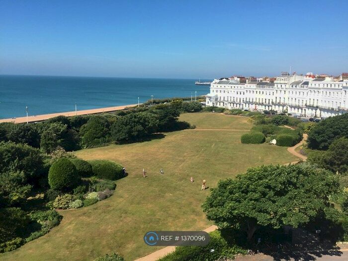 2 Bedroom Flat To Rent In Lewes Crescent, Brighton, BN2