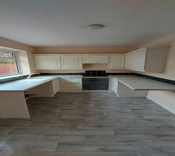 3 Bedroom Terraced House To Rent In Shrewsbury Street, Hartlepool, TS25