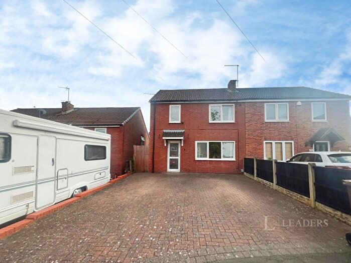 3 Bedroom House To Rent In Southwark Close, Derby, DE22