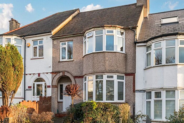3 Bedroom Terraced House For Sale In Grange Hill, South Norwood, London, SE25