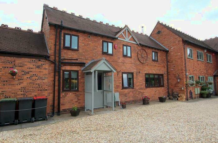 3 Bedroom Terraced House For Sale In Chance Farm Mews, Sutton Coldfield, West Midlands, B76