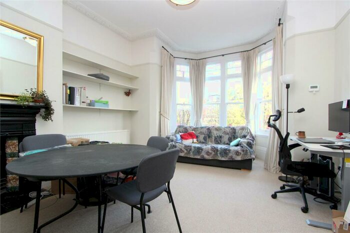 1 Bedroom Apartment To Rent In Muswell Hill Road, Muswell Hill, N10
