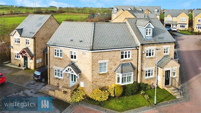 3 Bedroom Semi-Detached House For Sale In Ivy Bank Close, Ingbirchworth, S36