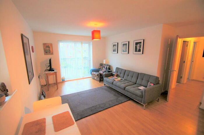 2 Bedroom Apartment To Rent In The Thistle House, Bramble Court, SK15