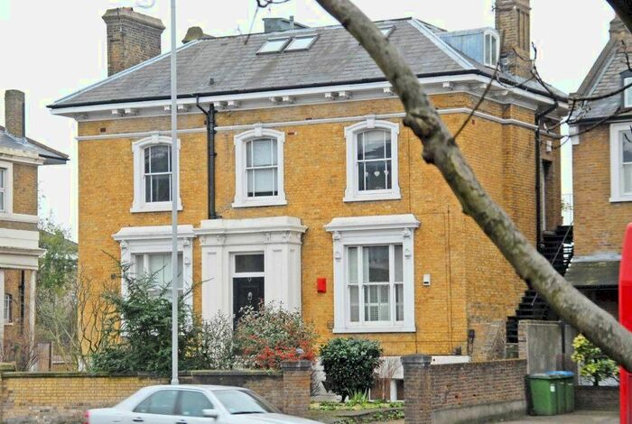 2 Bedroom Flat To Rent In Shooters Hill Road, London, SE3