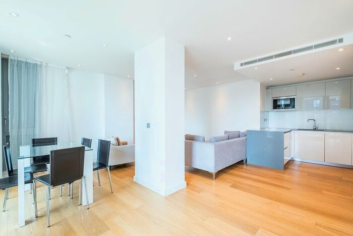 3 Bedroom Flat To Rent In Camley Street, London, N1C