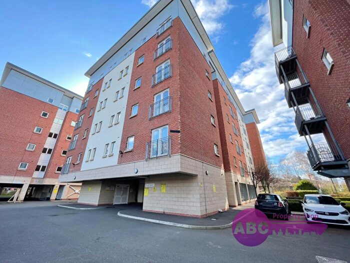 2 Bedroom Apartment For Sale In Platt House, Elmira Way, Salford, M5