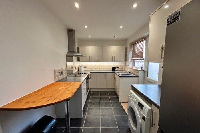 2 Bedroom Terraced House To Rent In Doncaster Terrace, Nottingham, NG2