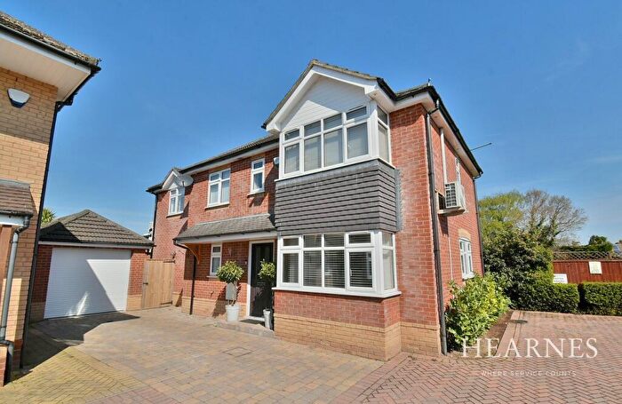 3 Bedroom Detached House For Sale In Pinehurst Road, West Moors, Ferndown, BH22