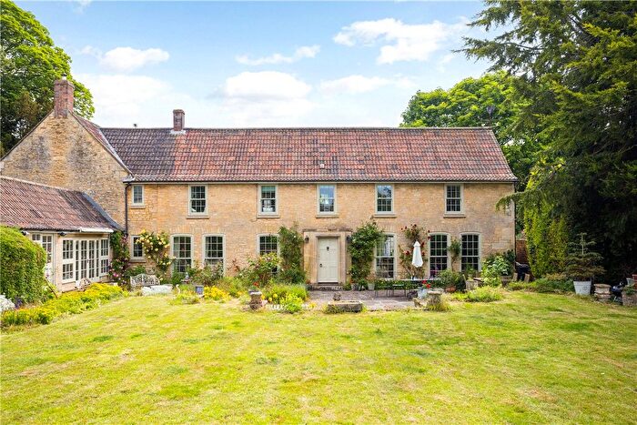 4 Bedroom Semi-Detached House For Sale In Castle Street, Calne, Wiltshire, SN11