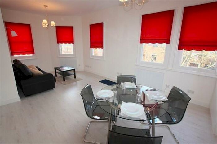 1 Bedroom Apartment To Rent In Brent Street, Hendon, NW4