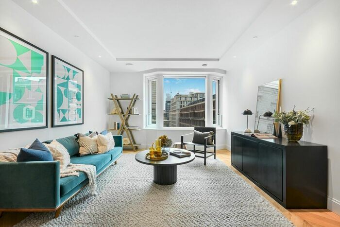 2 Bedroom Flat To Rent In Millbank, London, SW1P