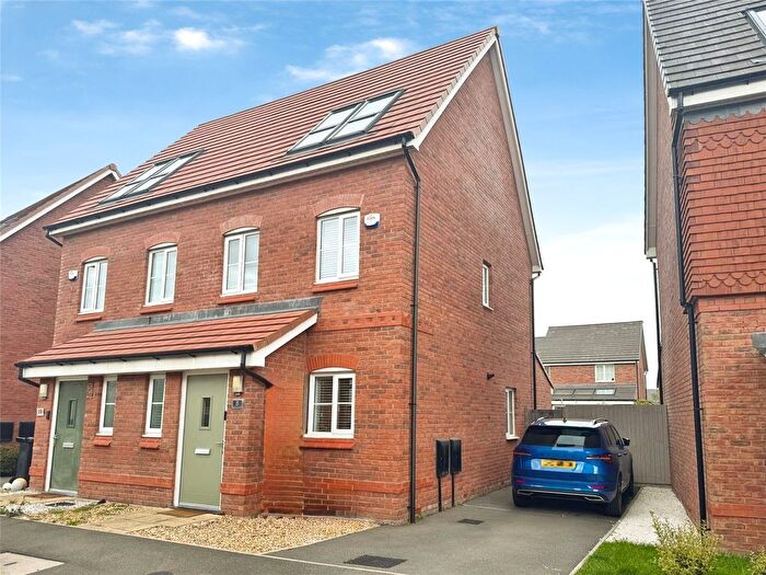 3 Bedroom Semi-Detached House For Sale In Kenneth Cross Way, Sealand, Deeside, Flintshire, CH5