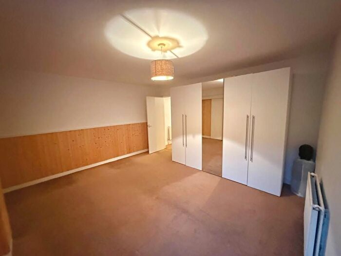 1 Bedroom Flat To Rent In South Street, Reading, RG1