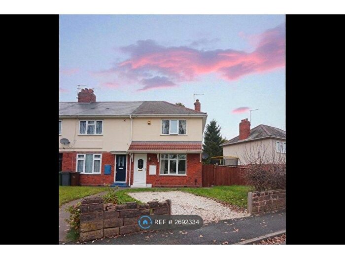 2 Bedroom Semi Detached House To Rent In Pond Grove, Wolverhampton, WV2