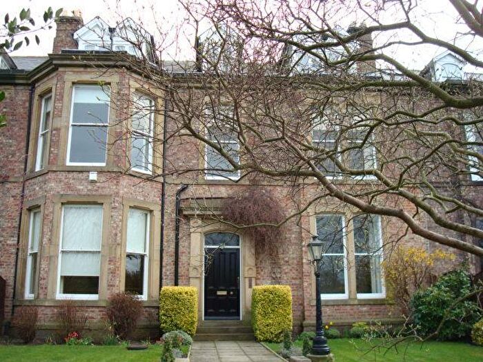 2 Bedroom Apartment To Rent In Abbotsford Terrace, Jesmond, Newcastle, Tyne And Wear, NE2