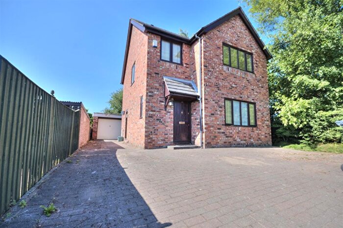 3 Bedroom Detached House For Sale In Lydiate Lane, Thornton, Liverpool, L23