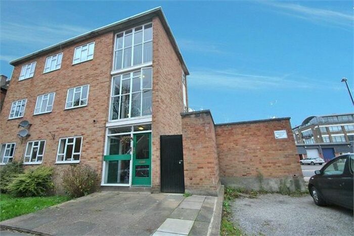 1 Bedroom Flat To Rent In Fairlawn Grove, London, W4