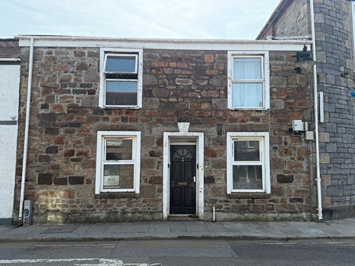 2 Bedroom Flat For Sale In Chapel Street, Camborne, Cornwall, TR14