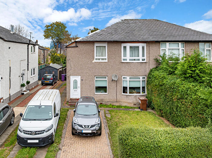 3 Bedroom Flat For Sale In Ardmay Crescent, Kings Park, Glasgow, G44