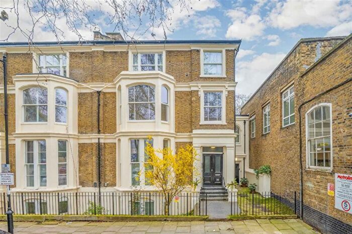 3 Bedroom Flat To Rent In Pemberton Gardens, Archway, N19