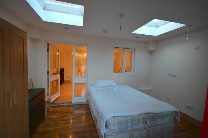 Studio To Rent In Telegraph Place, Canary Wharf E14